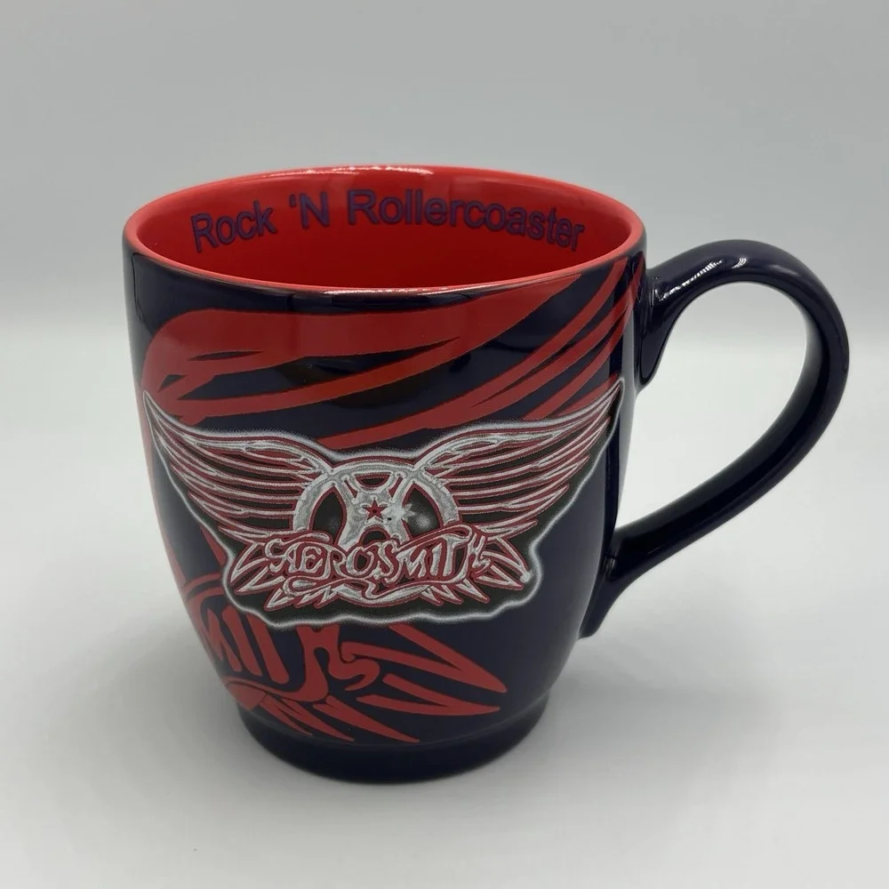 DISNEY'S ROCK 'N ROLLERCOASTER AEROSMITH GUITAR WINGS‎ COFFEE MUG.